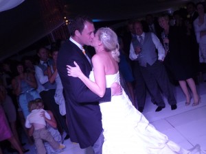 Julia and Bens First Dance